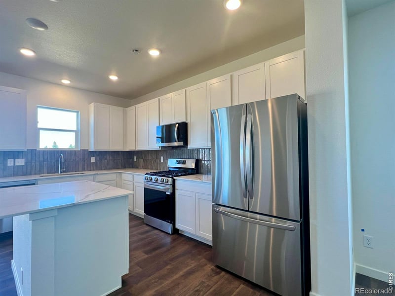 8527 5th St, Greeley, CO 80634