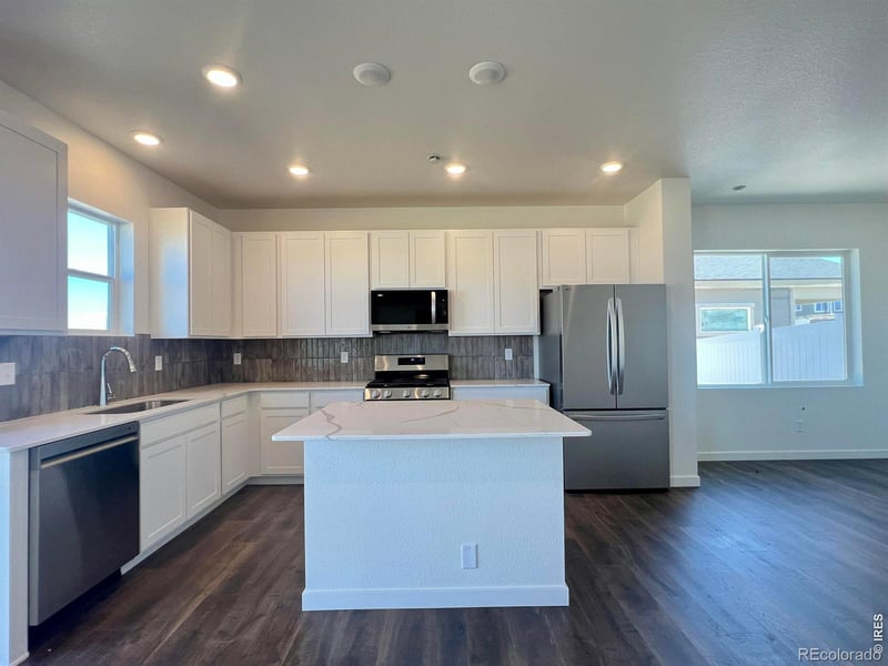 8527 5th St, Greeley, CO 80634