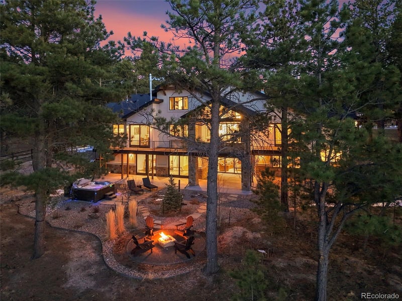 19125 Hilltop Pines Pa, Monument, CO 80132
