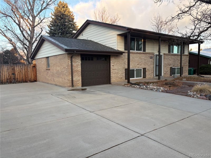 7435 Dexter St, Centennial, CO 80122