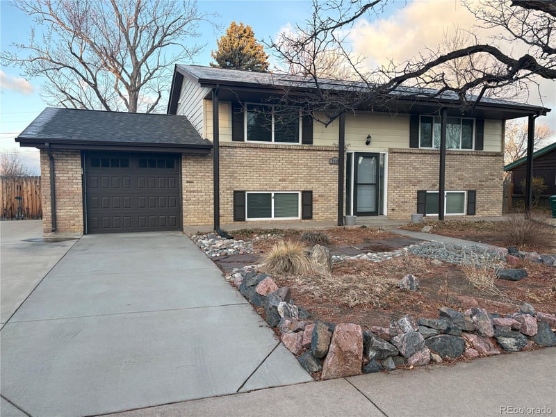 7435 Dexter St, Centennial, CO 80122