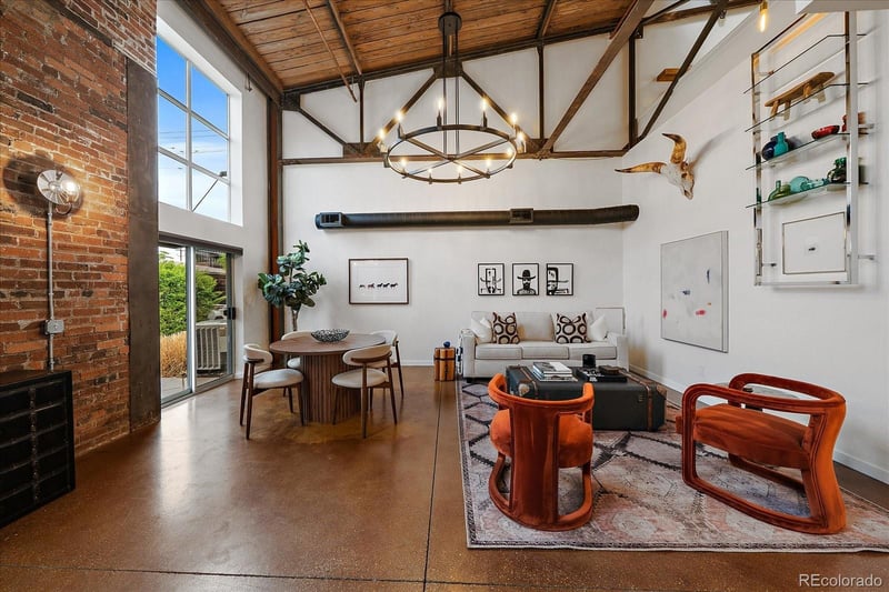 3033 Blake St #123, Denver, CO 80205