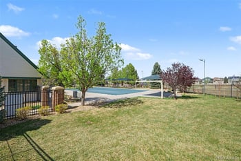 1182 Coolidge Cir, Aurora, CO 80018