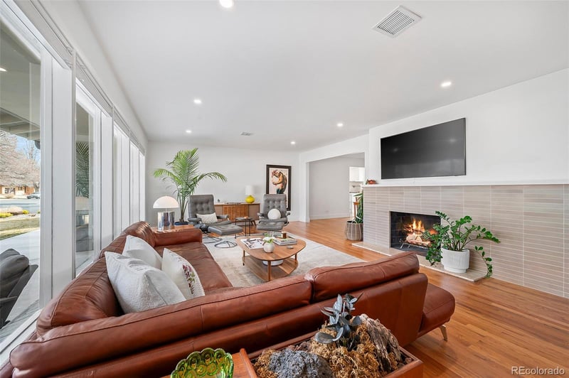 3187 S Dallas Ct, Denver, CO 80210