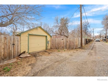 535 6th St, Loveland, CO 80537