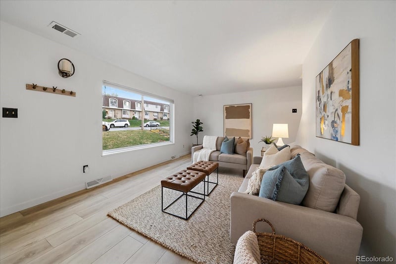 644 Xenon Ct, Lakewood, CO 80228