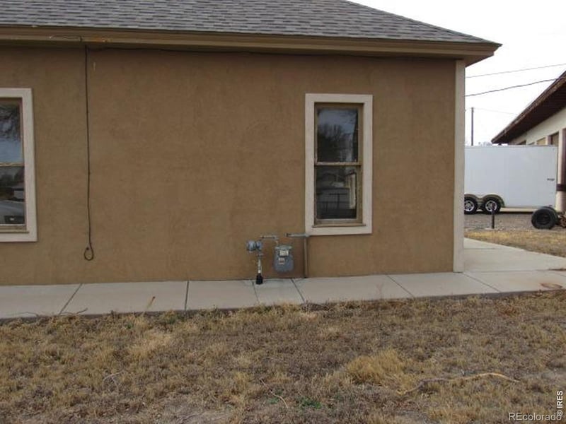 406 Hamilton St, Sterling, CO 80751