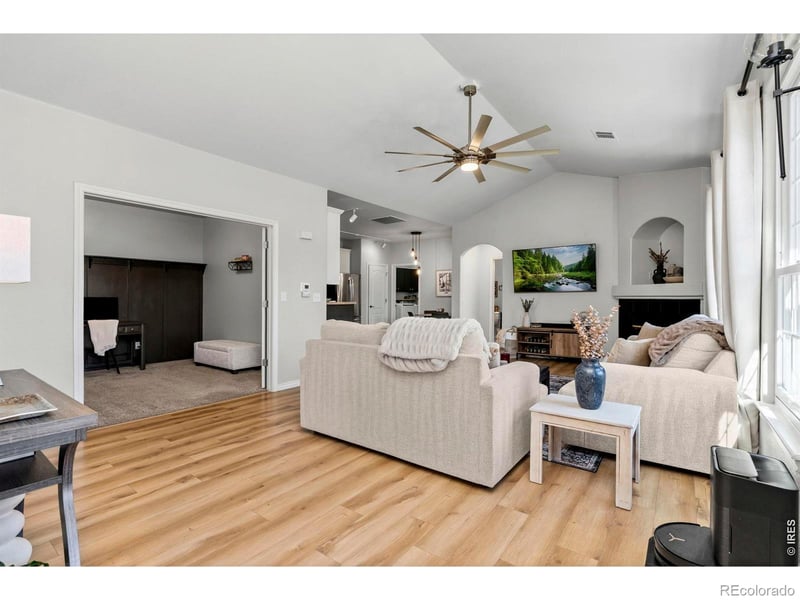 4672 20th St Rd #2125, Greeley, CO 80634