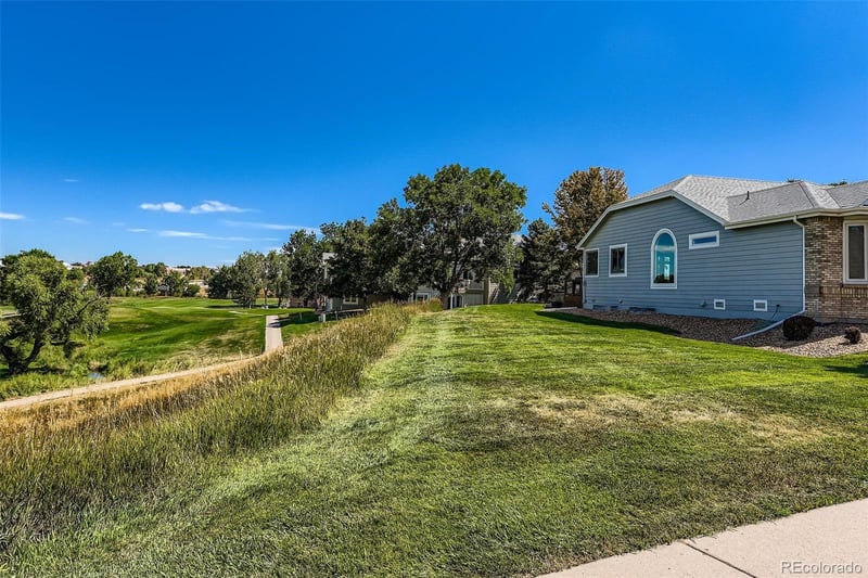 102 Canongate Ln, Highlands Ranch, CO 80130