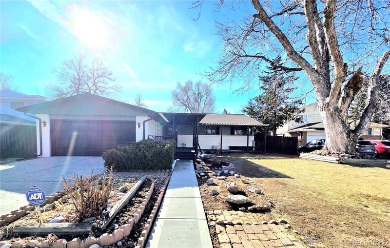 2341 Kenton St, Aurora, CO 80014