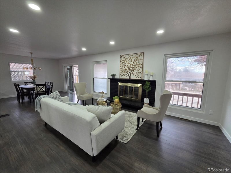 2341 S Kenton St, Aurora, CO 80014