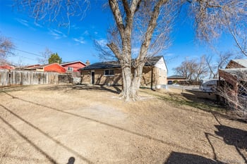 20 Marigold Dr, Denver, CO 80221