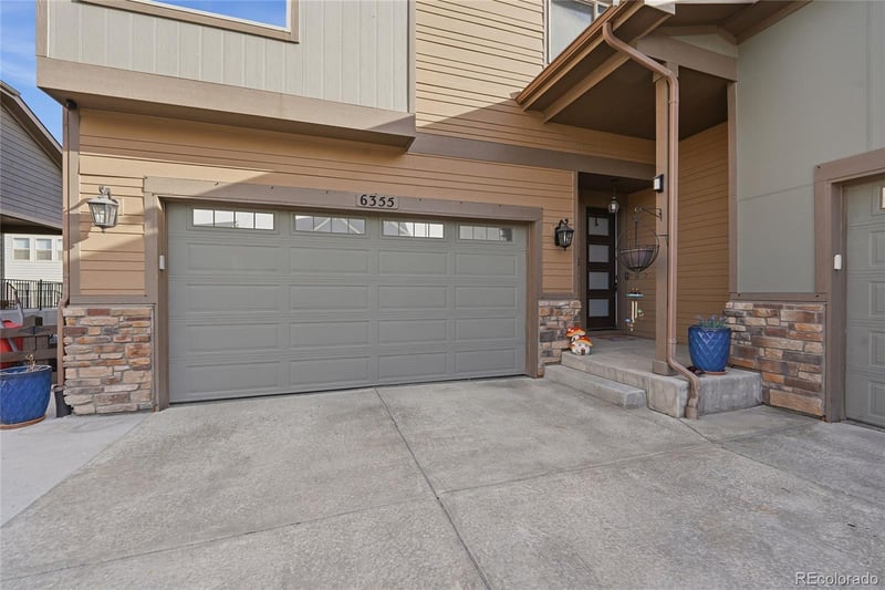 6355 143rd Dr, Thornton, CO 80602