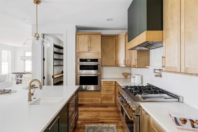 1683 Zenobia St, Denver, CO 80204