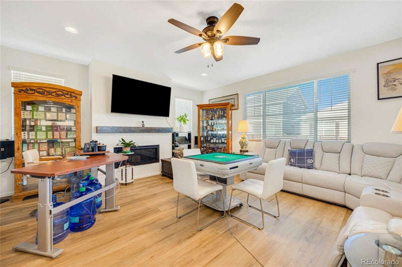 27695 Byers Pl, Aurora, CO 80018