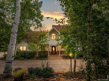 8418 Stirrup Ln, Longmont, CO 80503