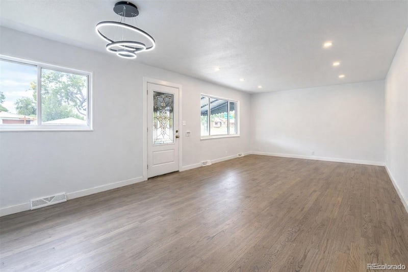 2997 Tanforan Dr, Englewood, CO 80110