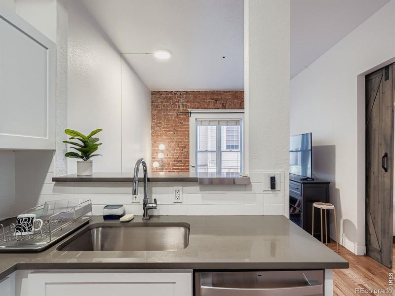 1425 Washington St #205, Denver, CO 80203