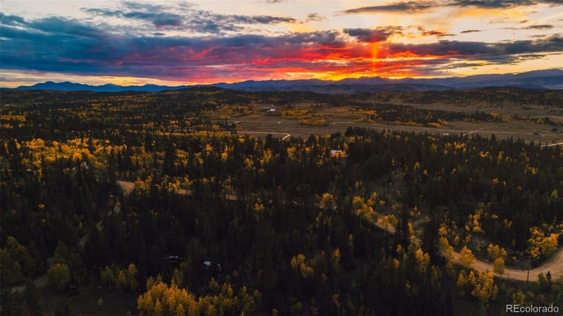 853 W Longbow Dr, Como, CO 80432