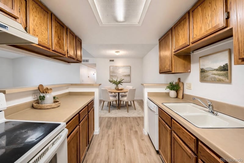 18073 Ohio Ave #203, Aurora, CO 80017