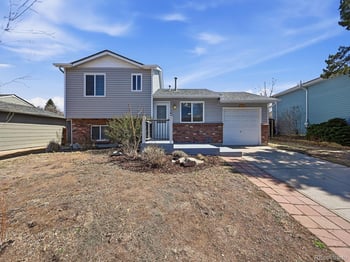 1830 Mobile St, Aurora, CO 80017