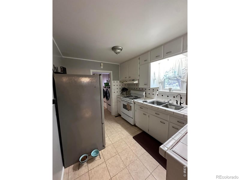 711 3rd St, Lamar, CO 81052