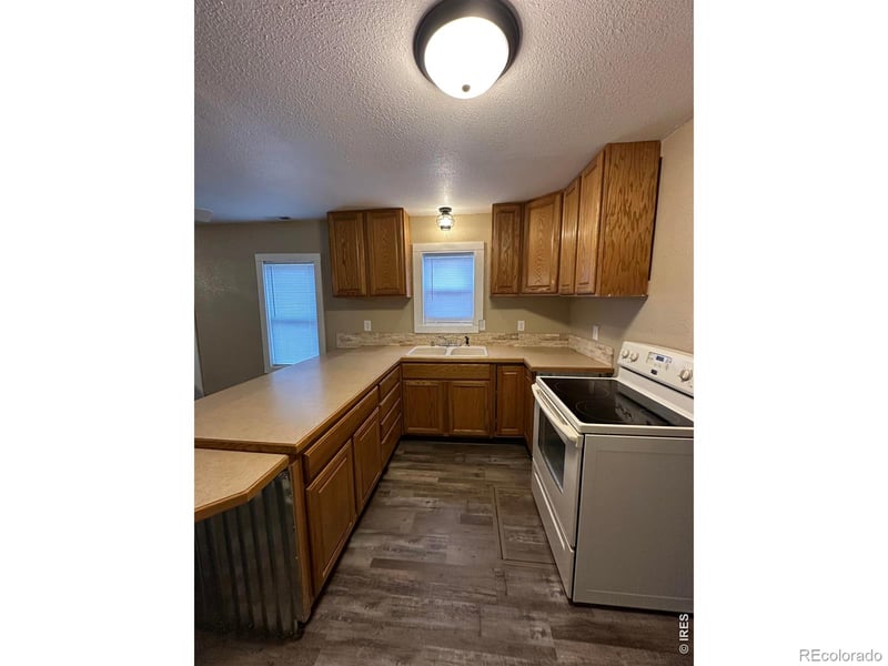 709 3rd St, Lamar, CO 81052