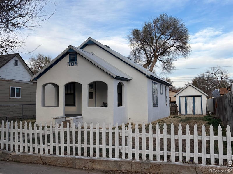 709 3rd St, Lamar, CO 81052