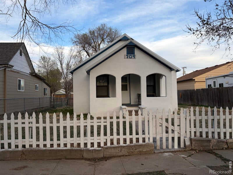 709 3rd St, Lamar, CO 81052