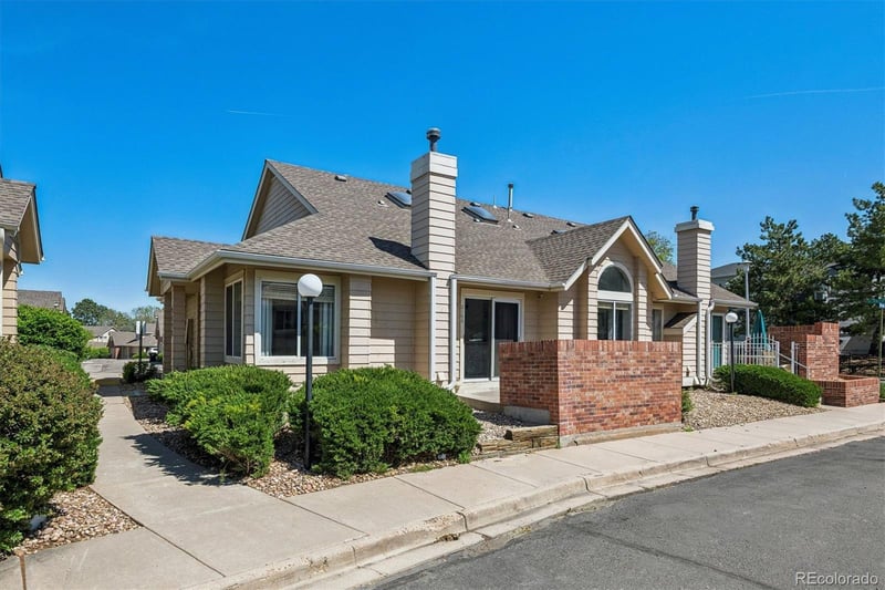 2166 Troy Way, Aurora, CO 80014