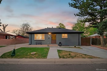 3017 Cimarron St, Aurora, CO 80011