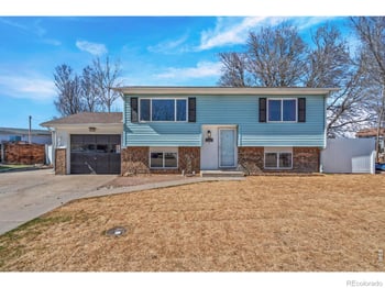 260 Ley Dr, La Salle, CO 80645