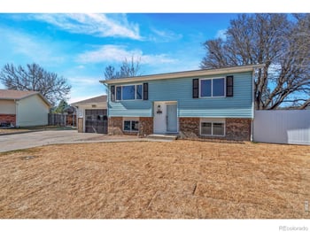 260 Ley Dr, La Salle, CO 80645