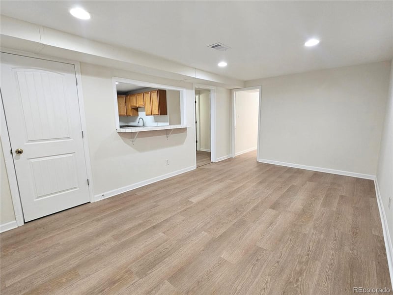 10495 22nd Ave, Aurora, CO 80010