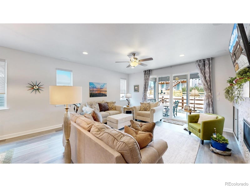 1094 Gabriella Ln, Berthoud, CO 80513