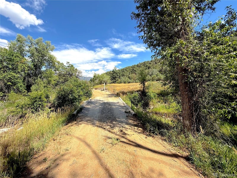 na West Creek Cr 48 Rd, Howard, CO 81233