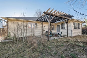 2434 Maplewood Cir, Longmont, CO 80503