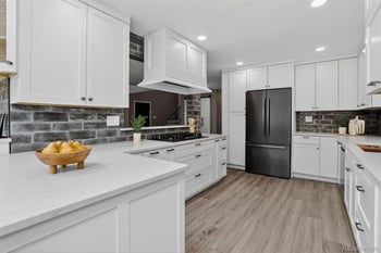 8226 Dover St, Littleton, CO 80128