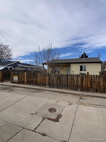 6621 Hooker St, Denver, CO 80221