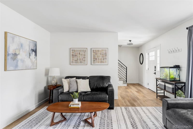 1129 S Kittredge St, Aurora, CO 80017