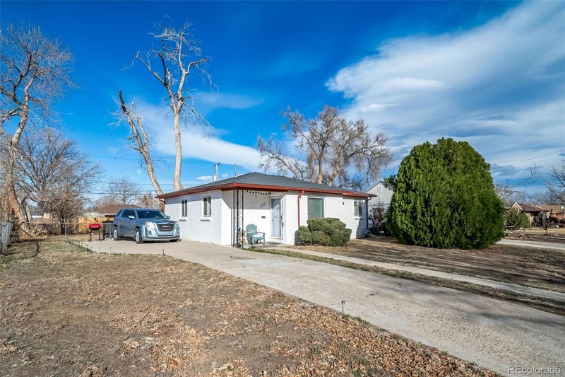 2921 Jasmine St, Denver, CO 80207