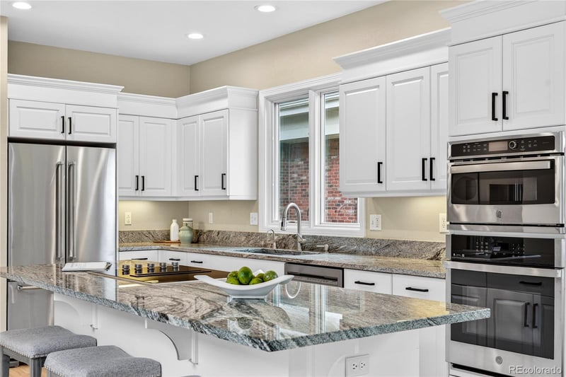 99 Blue Heron Ct, Greenwood Village, CO 80121