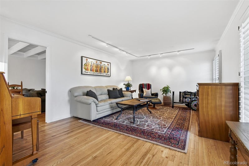 3561 Oneida Way, Denver, CO 80237