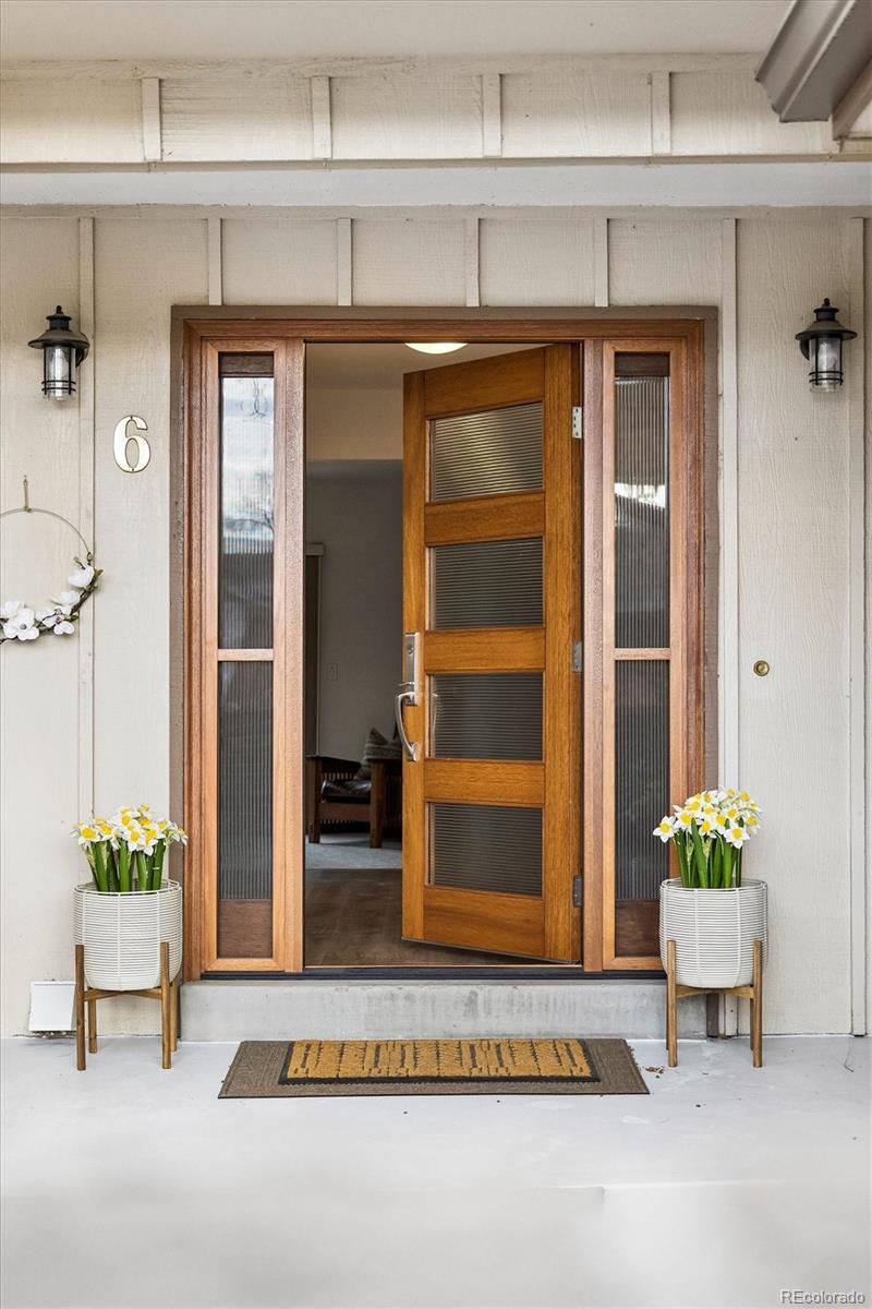 6 Glenview Dr, Littleton, CO 80123