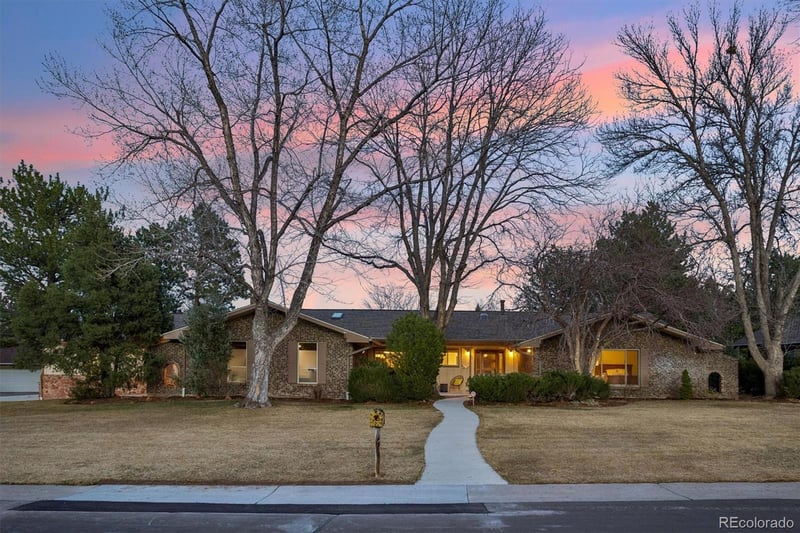 6 Glenview Dr, Littleton, CO 80123