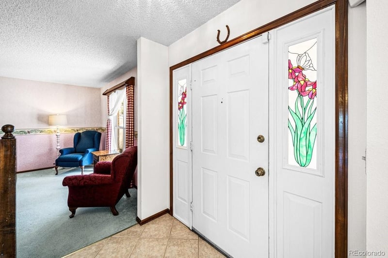 7 Baybridge Ct, Pueblo, CO 81001