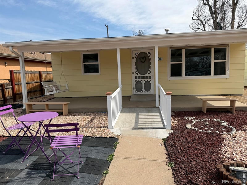 404 16th Ave Ct, Greeley, CO 80631