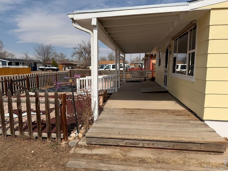 404 16th Ave Ct, Greeley, CO 80631