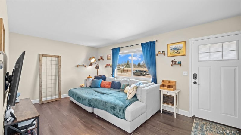 1660 Winnebago Rd, Colorado Springs, CO 80915