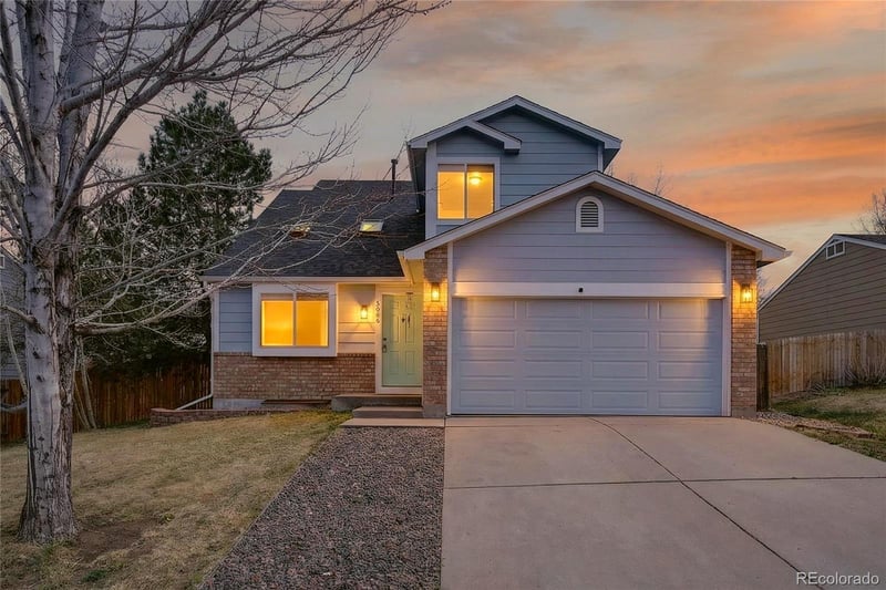 5066 Genoa St, Centennial, CO 80015